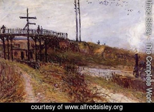 Alfred Sisley - Footbridge over the Railroad at Sevres