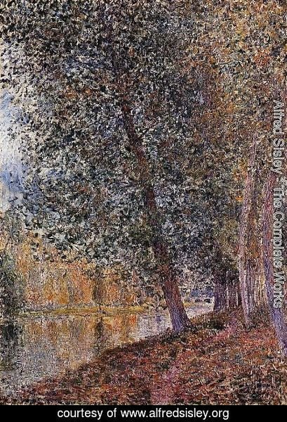 Alfred Sisley - Banks of the Loing, Autumn